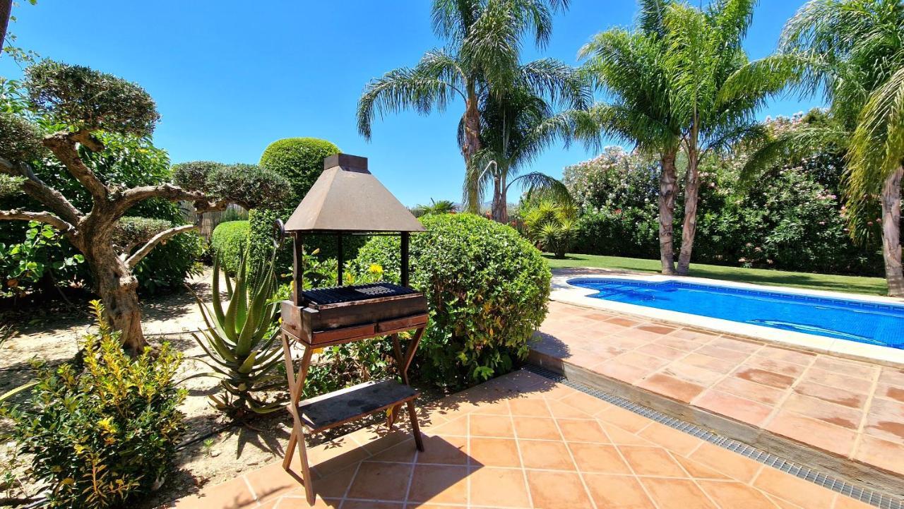 Erythrina Villa *